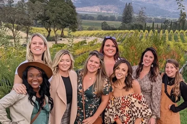 ladies-in-the-vineyard
